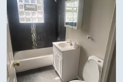 1253 W 80th Street #2E, Chicago, IL 60620 - Photo 8