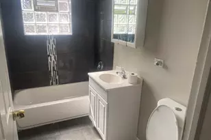 1253 W 80th St, Chicago, IL 60620 - Photo 8