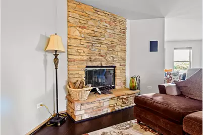 1018 Butterfield Circle E, Shorewood, IL 60404 - Photo 12