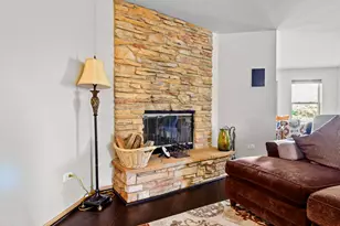 1018 Butterfield Cir E, Shorewood, IL 60404 - Photo 12