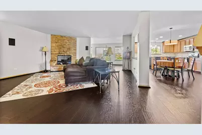 1018 Butterfield Circle E, Shorewood, IL 60404 - Photo 10