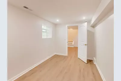 7633 S Eberhart Avenue, Chicago, IL 60619 - Photo 34