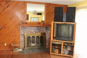 69 White Oaks Rd, Fox Lake, IL 60020 - Photo 4