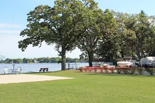 69 White Oaks Rd, Fox Lake, IL 60020 - Photo 14