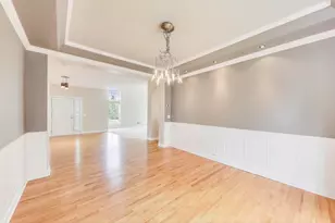 12354 S Blue Water Pkwy, Plainfield, IL 60585 - Photo 8