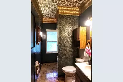 108 N Wesley Avenue, Mount Morris, IL 61054 - Photo 10