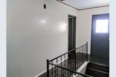 108 N Wesley Avenue, Mount Morris, IL 61054 - Photo 10