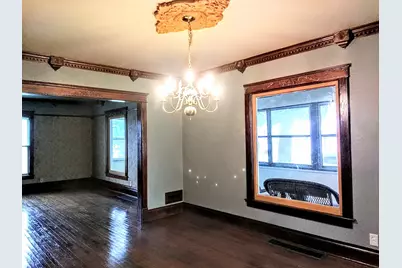 108 N Wesley Avenue, Mount Morris, IL 61054 - Photo 6