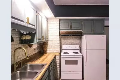 108 N Wesley Avenue, Mount Morris, IL 61054 - Photo 4