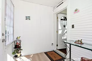 2721 Eshcol Ave, Zion, IL 60099 - Photo 4