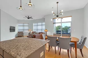 2915 N Clybourn Ave, Chicago, IL 60618 - Photo 4