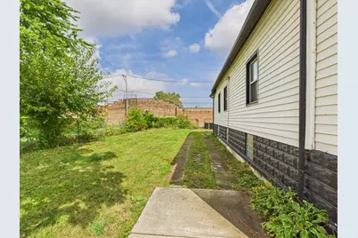 8535 S Givins Court, Chicago, IL 60620 - Photo 20
