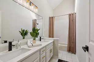 1123 Thackery Ln, Naperville, IL 60564 - Photo 38