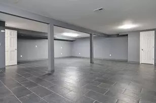 3075 Derbyshire Dr, Machesney Park, IL 61115 - Photo 32