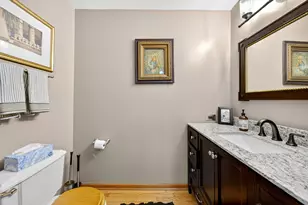 1404 Amy Ln, Libertyville, IL 60048 - Photo 18