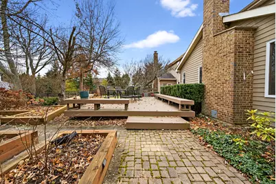 1404 Amy Lane, Libertyville, IL 60048 - Photo 34