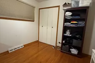 410 E Garwood Ave, Mount Prospect, IL 60056 - Photo 18