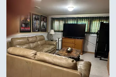 410 E Garwood Avenue, Mount Prospect, IL 60056 - Photo 12