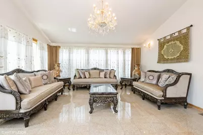 6846 N Dowagiac Avenue, Chicago, IL 60646 - Photo 24