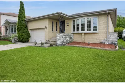 6846 N Dowagiac Avenue, Chicago, IL 60646 - Photo 2