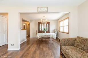 6846 N Dowagiac Ave, Chicago, IL 60646 - Photo 6