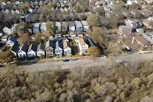 [Address not provided], Chicago, IL 60617 - Photo 2