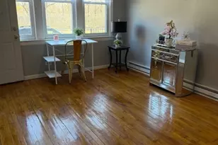 [Address not provided], Chicago, IL 60617 - Photo 4