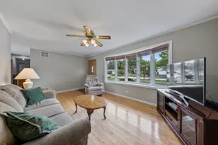 2817 Leven Ave, New Lenox, IL 60451 - Photo 2