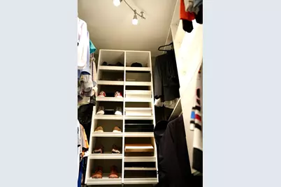 949 Millcreek Circle, Elgin, IL 60123 - Photo 10