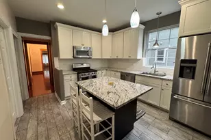 1822 W Greenleaf Ave, Chicago, IL 60626 - Photo 12