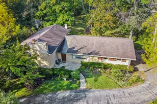 1068 N Hainesville Rd, Round Lake, IL 60073 - Photo 2