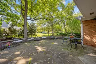 236 Bristol St, Northfield, IL 60093 - Photo 24