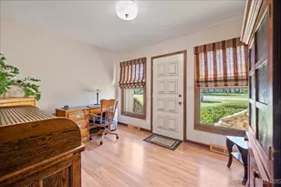 39W955 Deer Run Dr, Saint Charles, IL 60175 - Photo 12