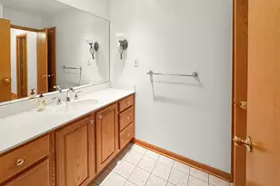 1105 Summit Dr, Lockport, IL 60441 - Photo 12