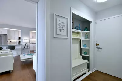 3950 N Lake Shore Drive #1202, Chicago, IL 60613 - Photo 4