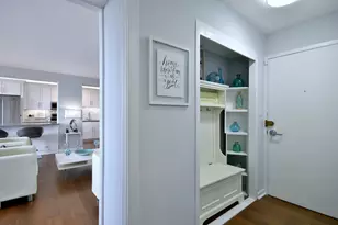 3950 N Lake Shore Dr, Chicago, IL 60613 - Photo 4