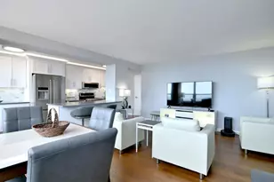 3950 N Lake Shore Dr, Chicago, IL 60613 - Photo 6