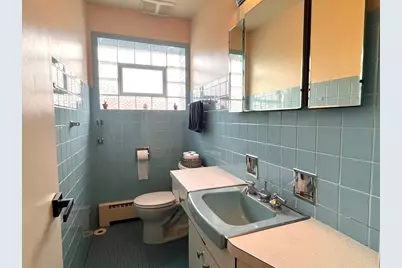 [Address not provided], Niles, IL 60714 - Photo 18