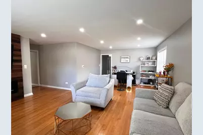 [Address not provided], Niles, IL 60714 - Photo 8