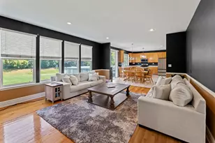 601 Woods Creek Ln, Algonquin, IL 60102 - Photo 8