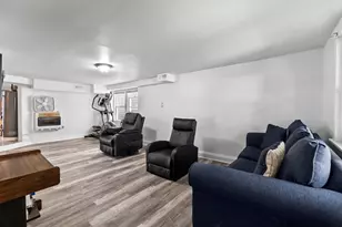 1225 S 49th Ct, Cicero, IL 60804 - Photo 2