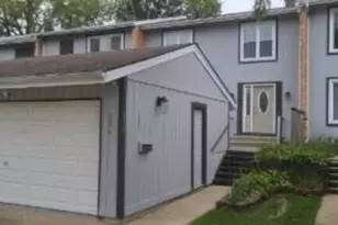 224 Oakwood Ln, Bloomingdale, IL 60108 - Photo 2