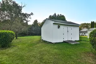 9221 Dirkshire Dr, Woodstock, IL 60098 - Photo 30