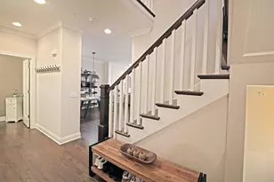 5918 Flagg Creek Ln, Western Springs, IL 60558 - Photo 2