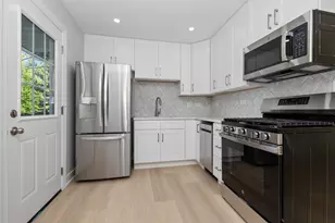 16822 91st Ave, Orland Hills, IL 60487 - Photo 8