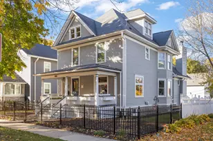 223 N Ellsworth St, Naperville, IL 60540 - Photo 48