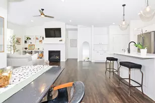 2935 Glendale Ln, Normal, IL 61761 - Photo 4