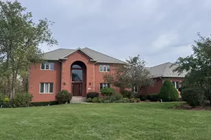 5135 Bridlewood Ct, Long Grove, IL 60047 - Photo 4