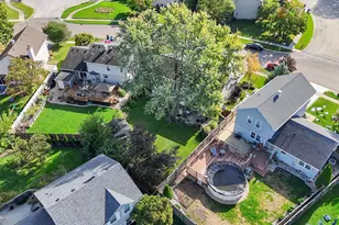 2482 Hedge Row Dr, Aurora, IL 60502 - Photo 6