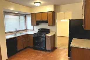 18430 Aberdeen St, Homewood, IL 60430 - Photo 4